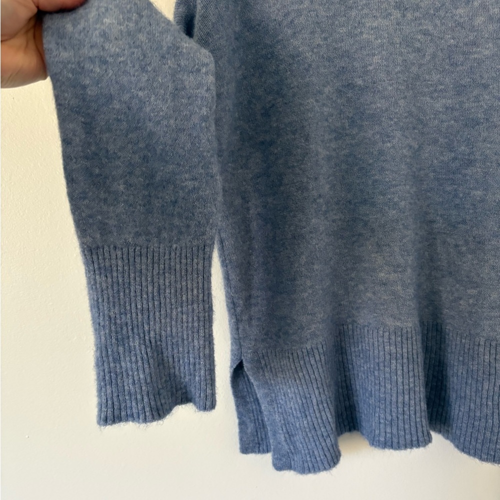 J Crew Blue Side Split Alpaca Wool Blend Ribbed Turtleneck Sweater Size Small - Picture 4 of 9